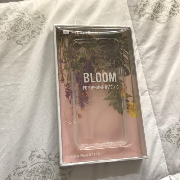 New in box phone case - Picture 1 of 2